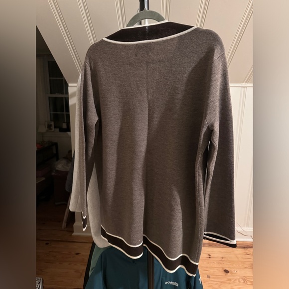 Tuckernuck Brown Sweater Cardigan - Picture 3 of 3